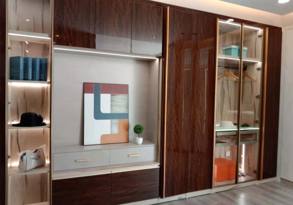 定制一套家具大約需要多少錢(qián),定制家具多少錢(qián)一平米